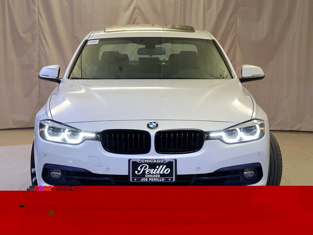 Used 2018 BMW 330i xDrive Sedan w/ Convenience Package AWD/4WD image 5