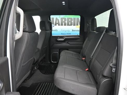 Used 2025 Chevrolet Silverado 2500 LT w/ Convenience Package AWD/4WD image 8
