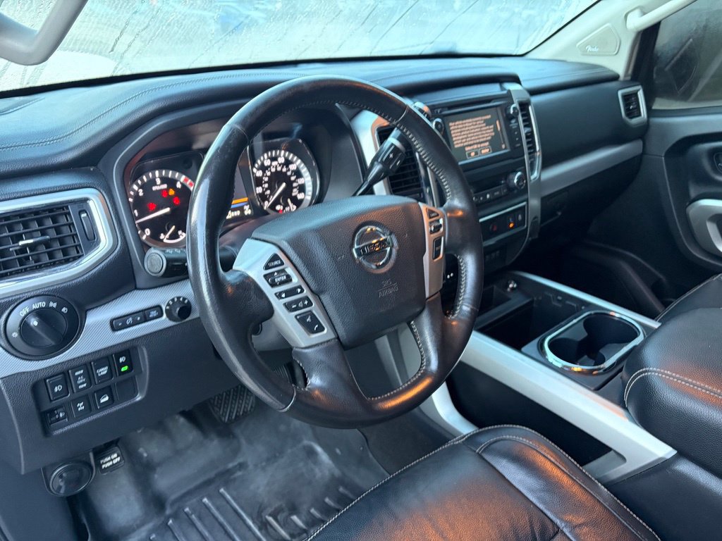 Certified 2019 Nissan Titan PRO-4X w/ Pro-4x Convenience Package AWD/4WD image 13