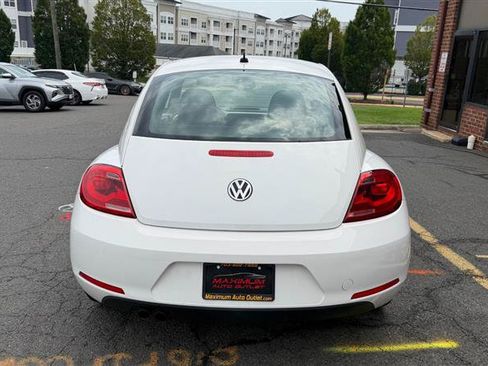 Used 2012 Volkswagen Beetle 2.5 FWD image 10