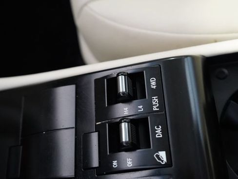 Used 2020 Lexus GX 460 Premium AWD/4WD image 36