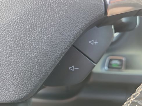 Used 2019 Chevrolet Camaro LT RWD image 23