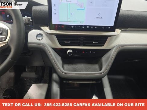 Used 2025 Ford Explorer Active w/ Active Comfort Package image 5