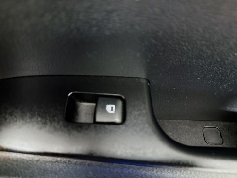 Used 2024 Kia Soul LX w/ Option Group 015 FWD image 30