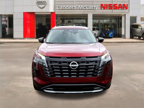 New 2026 Nissan Pathfinder Platinum w/ Cargo Package image 8