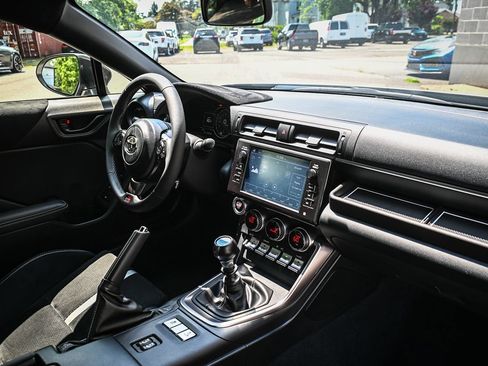 Used 2024 Toyota GR86 Premium RWD image 15