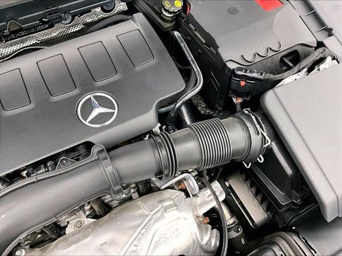 Used 2022 Mercedes-Benz CLA 250 image 30