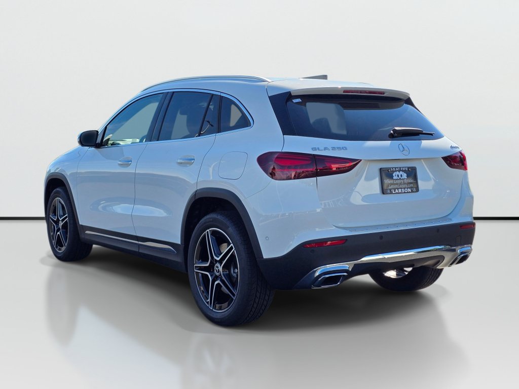 New 2026 Mercedes-Benz GLA 250 4MATIC image 3