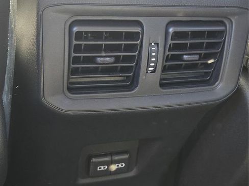 Used 2024 Toyota RAV4 XLE Premium image 16