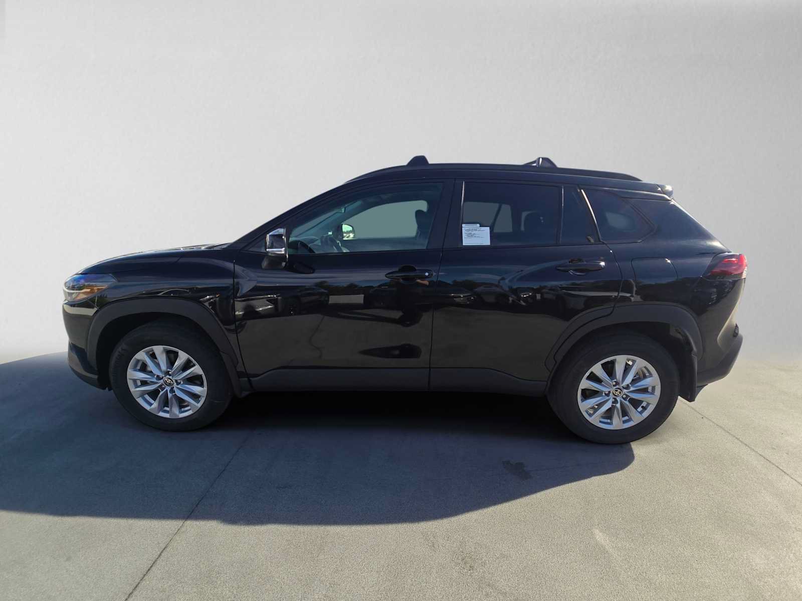 New 2026 Toyota Corolla Cross LE w/ Cold Weather Package AWD/4WD image 6