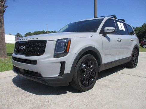 Used 2022 Kia Telluride EX w/ EX Premium Package image 7