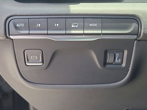 Used 2023 Cadillac Escalade ESV Premium Luxury AWD/4WD image 27