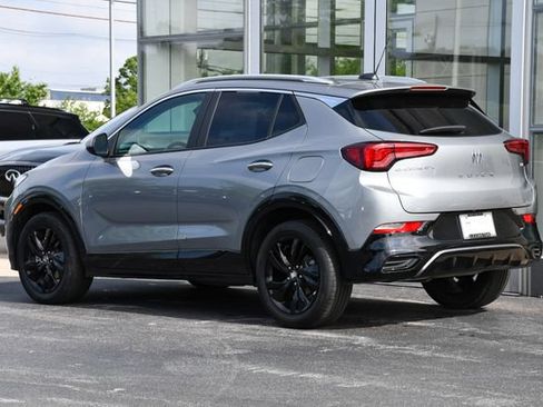 Used 2024 Buick Encore GX Sport Touring FWD image 9