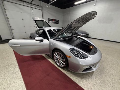 Used 2019 Porsche 718 Cayman RWD image 49
