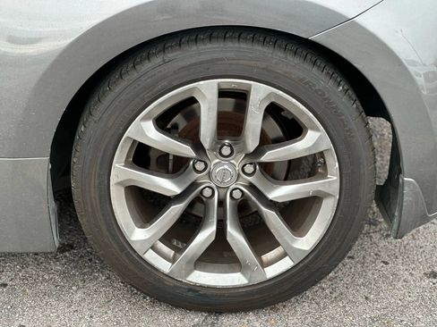 Used 2014 Nissan 370Z Coupe image 15