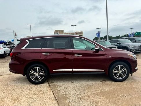 Used 2019 INFINITI QX60 Luxe w/ Essential Package AWD/4WD image 10