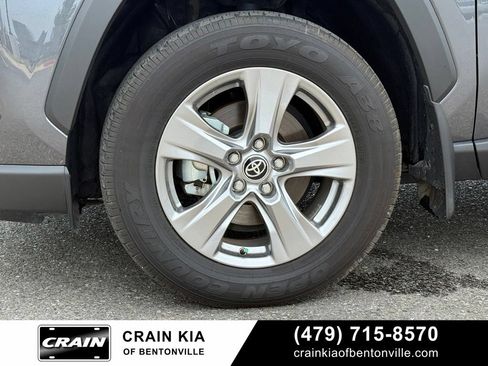 Used 2025 Toyota RAV4 LE AWD/4WD image 34