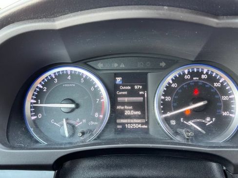 Used 2017 Toyota Highlander XLE AWD/4WD image 22