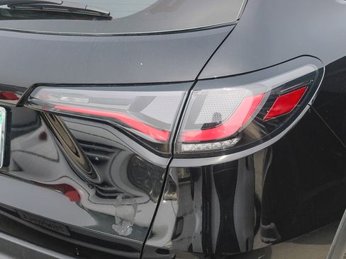 Used 2023 Honda HR-V LX image 15