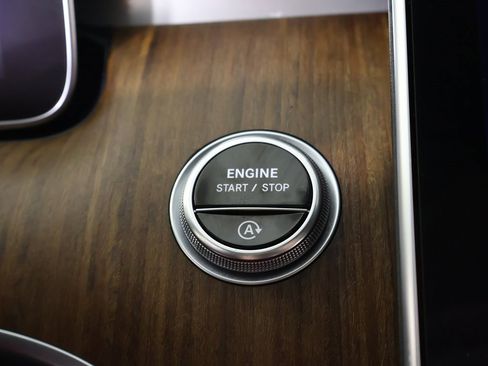 Used 2023 Mercedes-Benz C 300 C 300 image 41