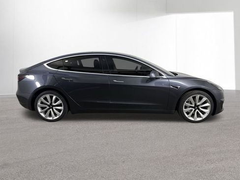 Used 2018 Tesla Model 3 Long Range image 36