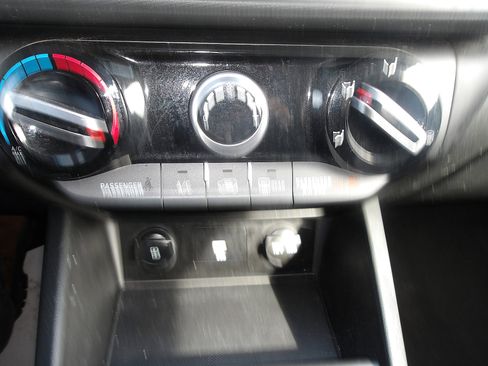 Used 2023 Hyundai Kona SEL w/ Cargo Package image 21