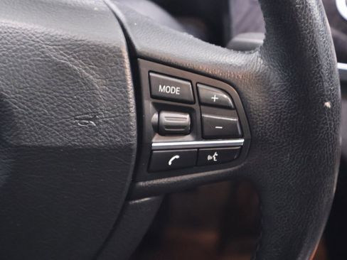 Used 2011 BMW 750Li xDrive image 27