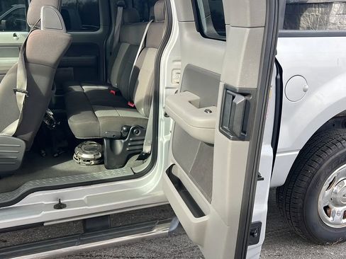 Used 2006 Ford F150 XLT image 19