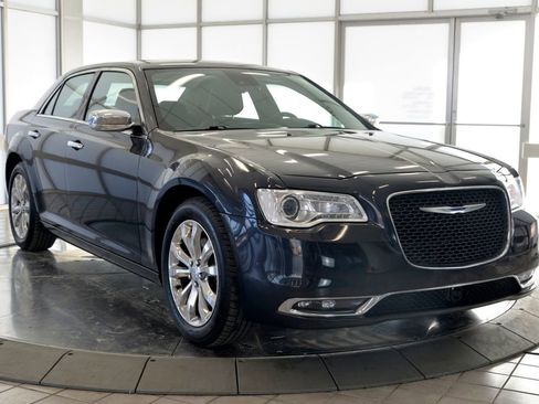 Used 2015 Chrysler 300 C w/ Light Group image 2