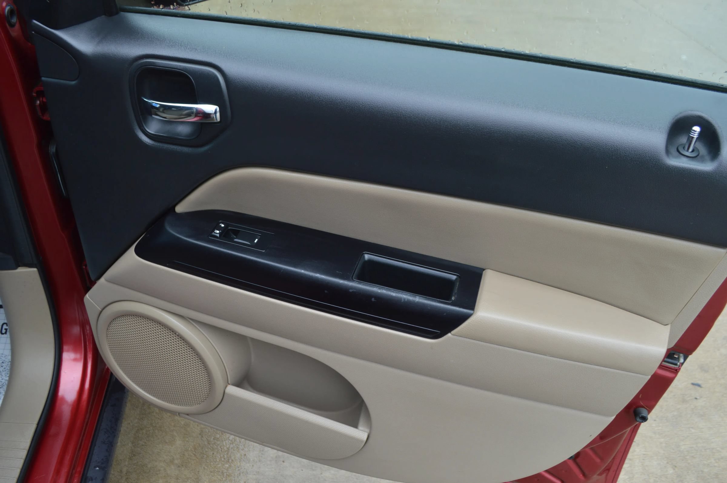 Used 2016 Jeep Patriot Latitude FWD image 21