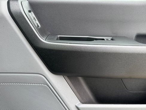 New 2026 Ford F250 XL w/ F-250 >10K GVWR Package image 17