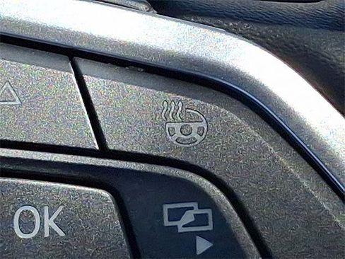 New 2025 Volkswagen Atlas Cross Sport SE image 21