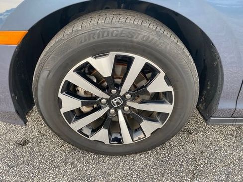 Used 2025 Honda Odyssey EX-L image 10