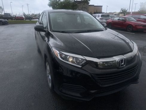 Used 2019 Honda HR-V LX image 13