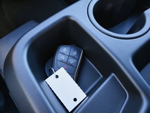 New 2026 GMC Sierra 1500 Elevation image 24