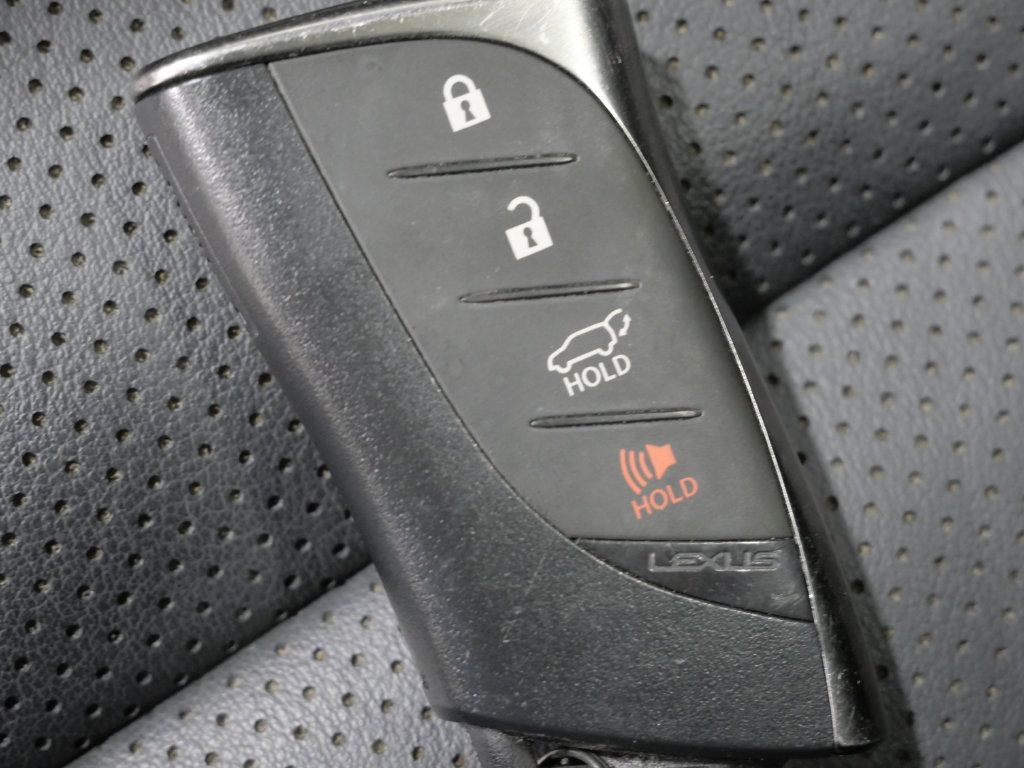 Used 2023 Lexus RX 350 Premium w/ Accessory Package AWD/4WD image 29