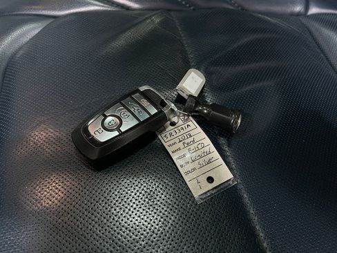 Used 2018 Ford F150 Limited w/ Trailer Tow Package AWD/4WD image 37