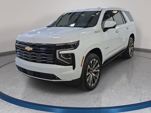 Used 2026 Chevrolet Tahoe High Country AWD/4WD image 1