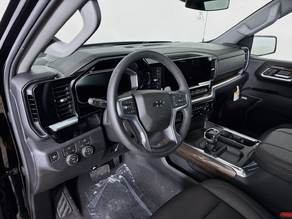 New 2026 Chevrolet Silverado 1500 RST w/ Convenience Package II AWD/4WD image 9