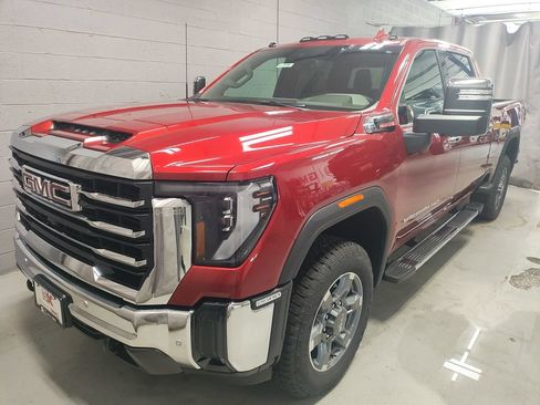 New 2026 GMC Sierra 2500 SLT AWD/4WD image 15