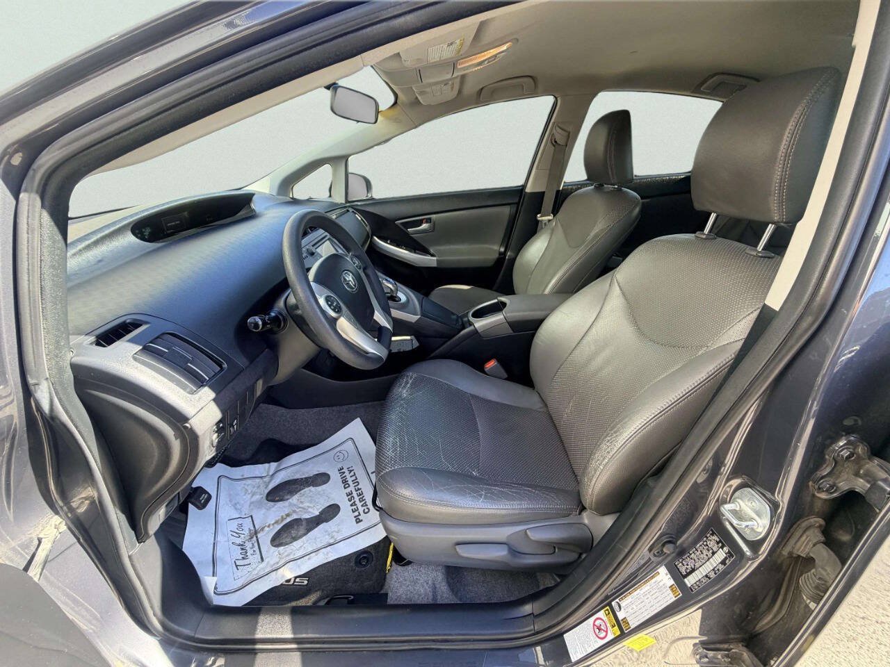 Used 2014 Toyota Prius Two FWD image 18