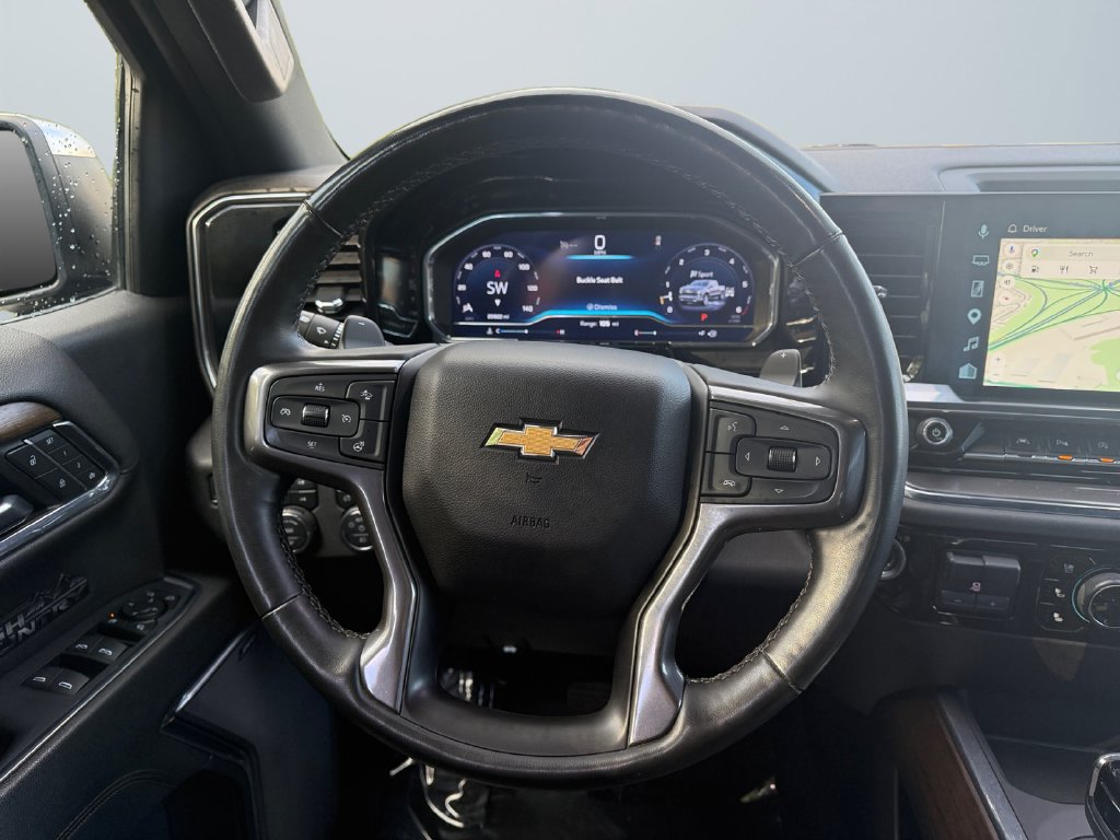 Used 2024 Chevrolet Silverado 1500 High Country w/ Technology Package AWD/4WD image 12