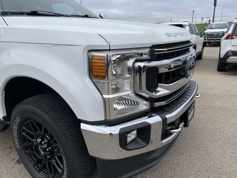 Used 2020 Ford F250 XLT w/ XLT Premium Package image 28
