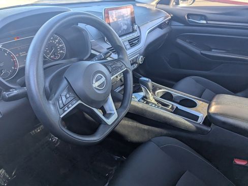 Certified 2024 Nissan Altima 2.5 SV image 16