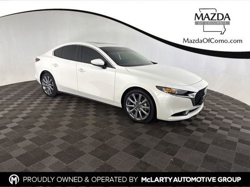 Used 2025 MAZDA MAZDA3 s FWD image 1