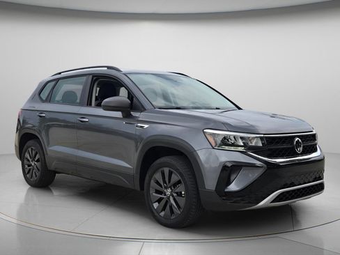 Certified 2023 Volkswagen Taos S FWD image 8