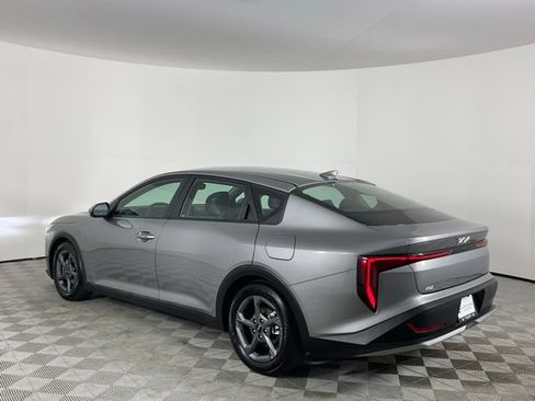 Used 2025 Kia K4 FWD image 8