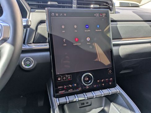 Certified 2026 GMC Terrain Denali AWD/4WD image 19