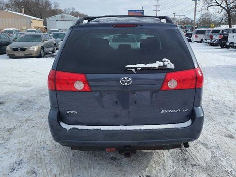 Used 2008 Toyota Sienna CE image 7