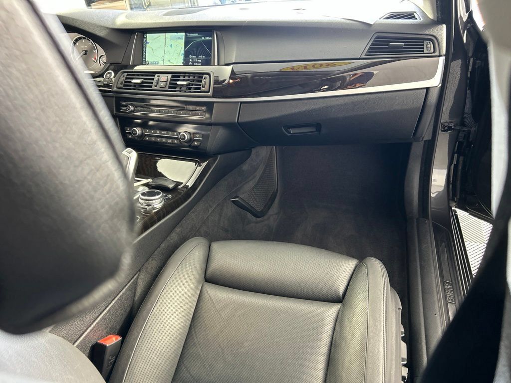 Used 2014 BMW 535d Sedan RWD image 19